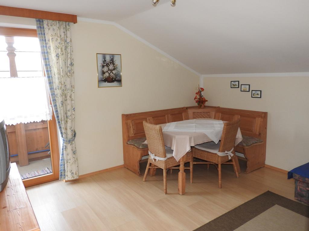 Appartement Alpenhof Wildschoenau Niederau Szoba fotó